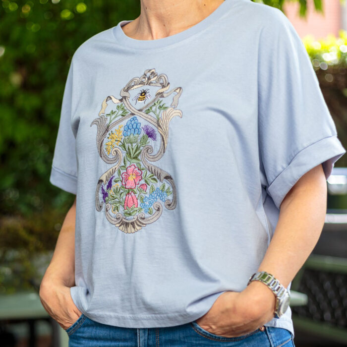 BOTANICA - La T-Shirt Azzurra